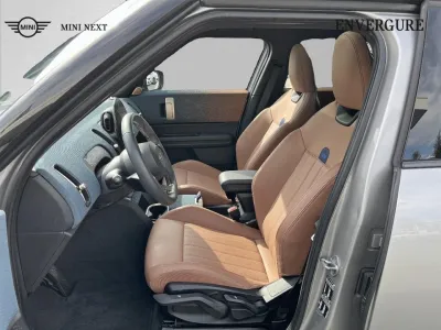 MINI Countryman C 170ch Favoured DKG7 occasion 2024 - Photo 4