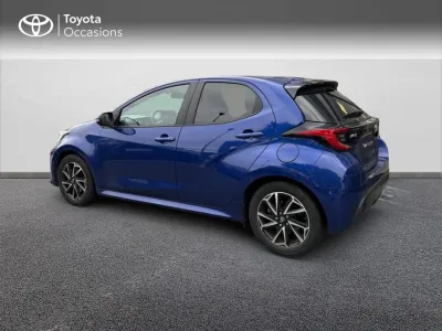 TOYOTA Yaris 116h Design Pack 5p MC24 occasion 2023 - Photo 2