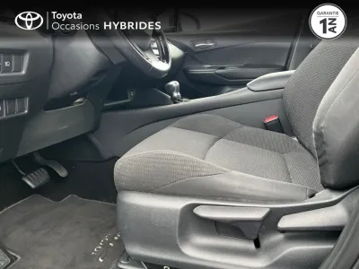 TOYOTA C-HR 122h Dynamic 2WD E-CVT occasion 2017 - Photo 3