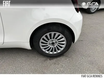 FIAT 500 e 95ch MY23 occasion 2023 - Photo 4