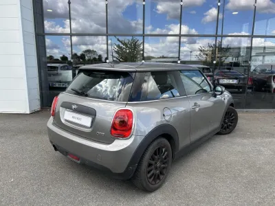 MINI Mini One 102ch Business Design BVA7 109g occasion 2020 - Photo 2