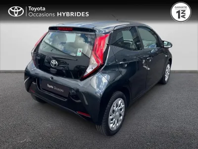 TOYOTA Aygo 1.0 VVT-i 72ch x-play 5p occasion 2020 - Photo 2