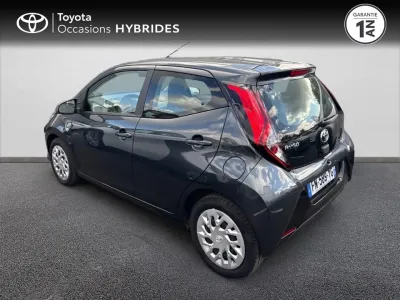 TOYOTA Aygo 1.0 VVT-i 72ch x-play 5p occasion 2020 - Photo 3