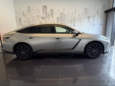 LEXUS ES 300h Luxe occasion 2026 - Photo 4
