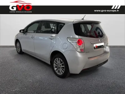 TOYOTA Verso 132 VVT-i Dynamic occasion 2017 - Photo 2
