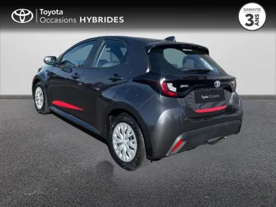TOYOTA Yaris 116h Dynamic 5p occasion 2023 - Photo 2