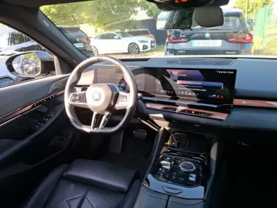BMW Serie 5 Touring i5 340ch M Sport eDrive40 occasion 2024 - Photo 2
