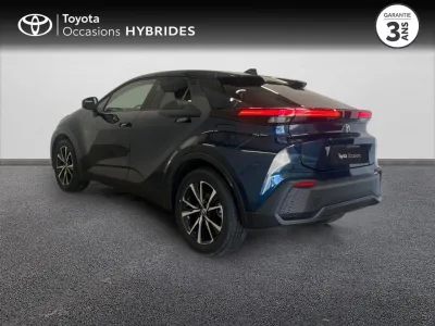 TOYOTA C-HR 2.0 Hybride 200ch Design NG23 occasion 2024 - Photo 2