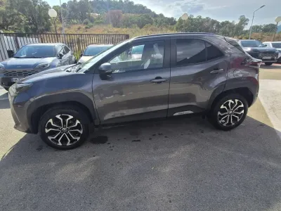 TOYOTA Yaris Cross 116h Design AWD-i MY22 occasion 2023 - Photo 4