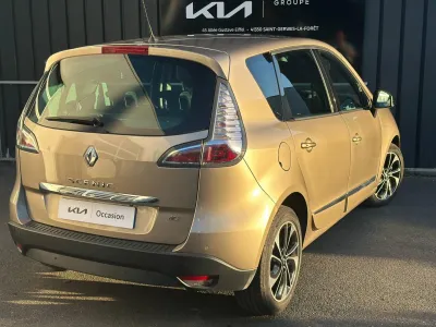 RENAULT Scenic 1.6 dCi 130ch energy Bose Euro6 2015 occasion 2016 - Photo 2