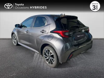 TOYOTA Yaris 116h Design 5p MY22 occasion 2021 - Photo 2