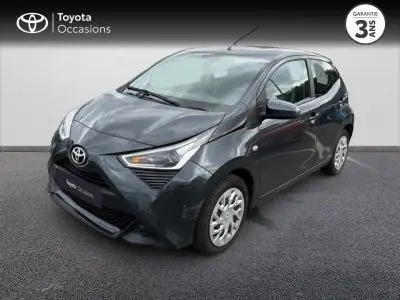 TOYOTA Aygo 1.0 VVT-i 72ch x-play 5p occasion 2019 - Photo 1