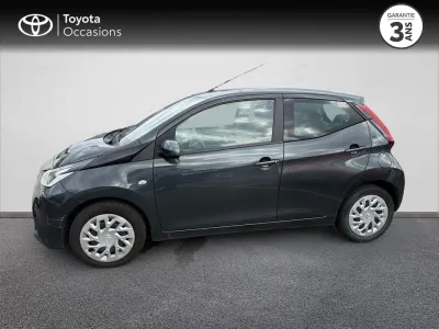 TOYOTA Aygo 1.0 VVT-i 72ch x-play 5p occasion 2019 - Photo 3