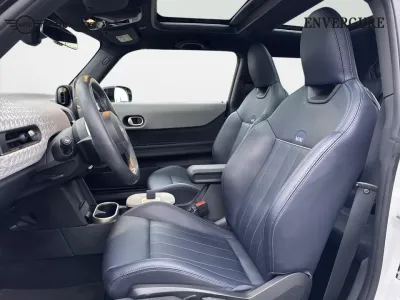 MINI Cooper 3 Portes C 156ch Favoured DKG7 occasion 2024 - Photo 4