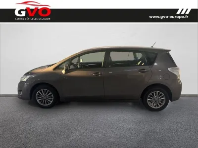 TOYOTA Verso 112 D-4D SkyBlue 7 places occasion 2016 - Photo 3