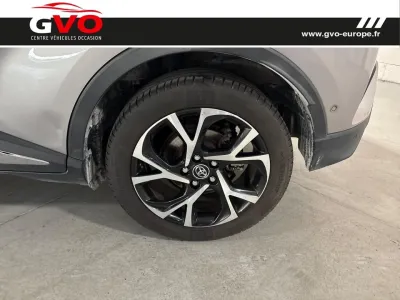 TOYOTA C-HR 1.2 Turbo 116ch Dynamic AWD CVT occasion 2017 - Photo 4