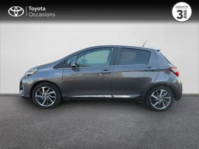 TOYOTA Yaris 100h Chic 5p occasion 2017 - Photo 3