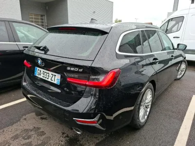 BMW Série 3 Touring 320dA MH 190ch Luxury occasion 2021 - Photo 2
