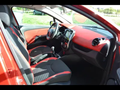 RENAULT Clio 1.5 dCi 75ch energy Intens Euro6 2015 occasion 2015 - Photo 4