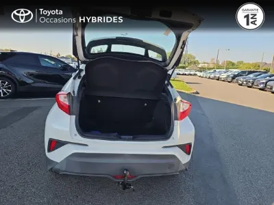 TOYOTA C-HR 122h Dynamic 2WD E-CVT occasion 2017 - Photo 4