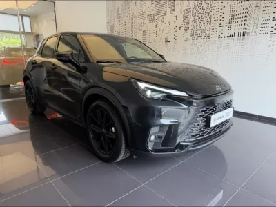 LEXUS LBX 1.5 136ch Vibrant Edition 2WD MY26 occasion 2026 - Photo 3