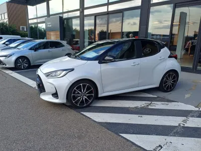 TOYOTA Yaris 116h GR Sport 5p MY22 occasion 2023 - Photo 3