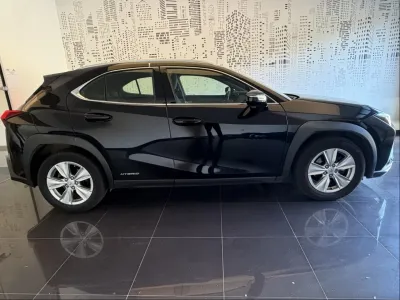 LEXUS UX 250h 2WD Pack Confort Business MY20 occasion 2020 - Photo 4