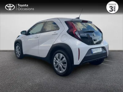 TOYOTA Aygo X 1.0 VVT-i 72ch Dynamic occasion 2022 - Photo 2
