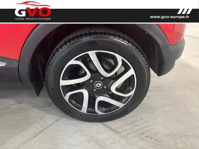 RENAULT Captur 1.2 TCe 120ch Stop&Start energy Wave EDC Euro6 2016 occasion 2017 - Photo 4