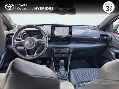 TOYOTA Yaris 116h Première 5p occasion 2021 - Photo 4