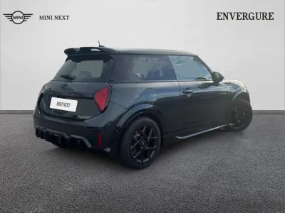 MINI Cooper 3 Portes S 204ch JCW DKG7 occasion 2024 - Photo 2