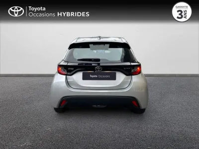 TOYOTA Yaris 116h Dynamic 5p MY22 occasion 2024 - Photo 4