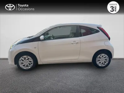 TOYOTA Aygo 1.0 VVT-i 72ch x-play 3p occasion 2019 - Photo 3