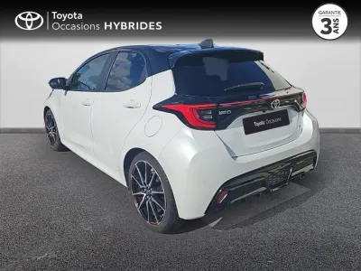 TOYOTA Yaris 116h GR Sport 5p MY22 occasion 2023 - Photo 2