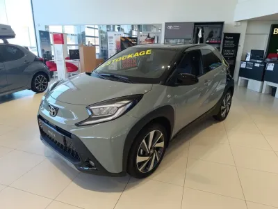TOYOTA Aygo X 1.0 VVT-i 72ch Collection S-CVT MY24 occasion 2026 - Photo 1