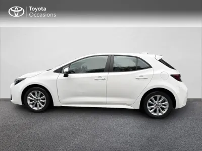 TOYOTA Corolla 1.8 140ch Dynamic Business MY23 occasion 2023 - Photo 3