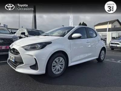 TOYOTA Yaris 120 VVT-i Dynamic Business 5p MC24 occasion 2024 - Photo 1