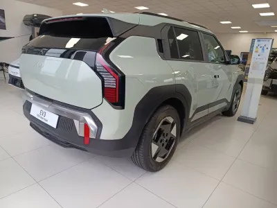 KIA EV3 204ch 81,4kWh Earth 2025 occasion 2026 - Photo 4