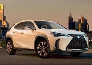 Lexus_UX_2018_c0b75-raw