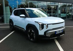 Image principale véhicule KIA Ev2