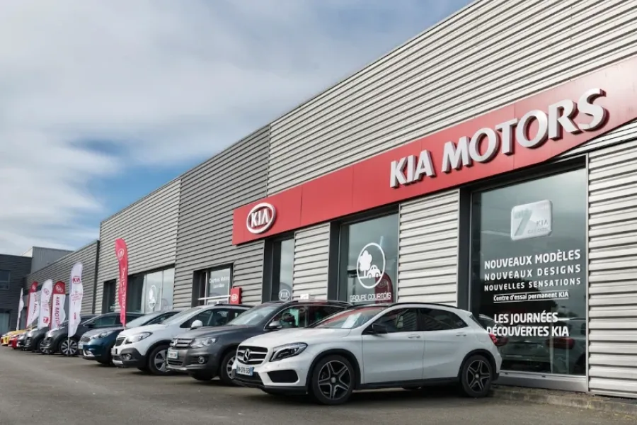 kia-saint-lo-1