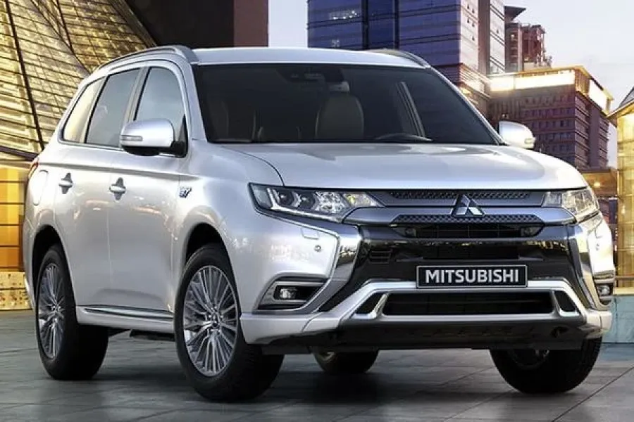 mitsubishi-alencon-1