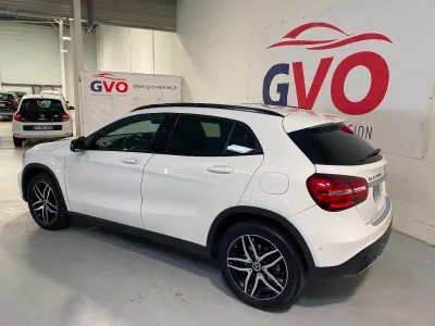 MERCEDES-BENZ Gla 200 d 136ch Sensation 7G-DCT Euro6c occasion 2019 - Photo 3