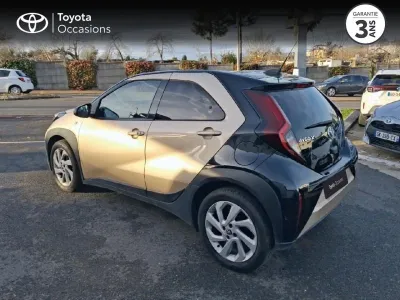 TOYOTA Aygo X 1.0 VVT-i 72ch Design occasion 2022 - Photo 2
