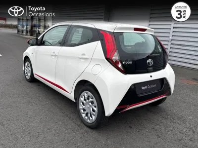 TOYOTA Aygo 1.0 VVT-i 72ch x-play 5p occasion 2019 - Photo 2