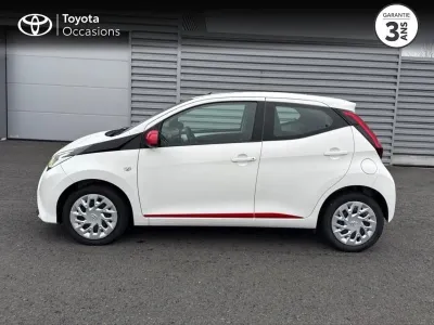 TOYOTA Aygo 1.0 VVT-i 72ch x-play 5p occasion 2019 - Photo 3