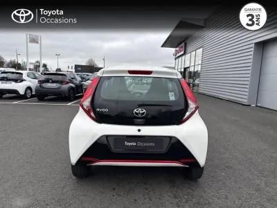 TOYOTA Aygo 1.0 VVT-i 72ch x-play 5p occasion 2019 - Photo 4