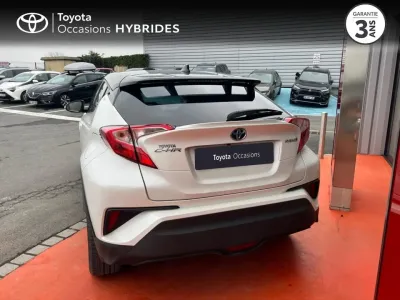 TOYOTA C-HR 122h Graphic 2WD E-CVT occasion 2017 - Photo 4