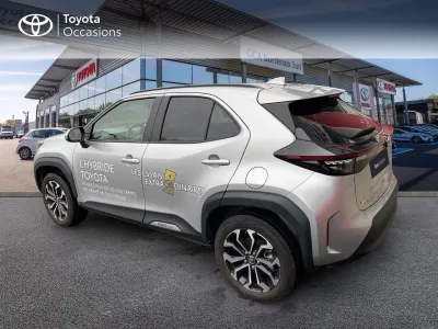 TOYOTA Yaris Cross 116h Design AWD-i MY22 occasion 2023 - Photo 2