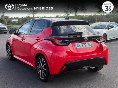 TOYOTA Yaris 116h Première 5p occasion 2021 - Photo 2